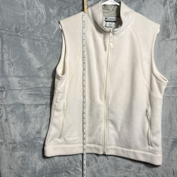 Columbia Vest women’s Columbia Sportswear Co vest cream color‎ xl - Picture 6 of 7
